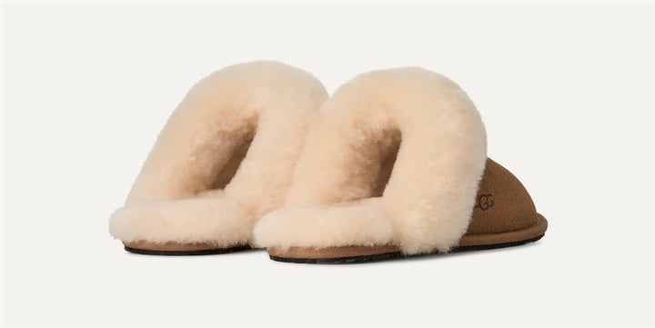 UGG W SCUFFETTE II
