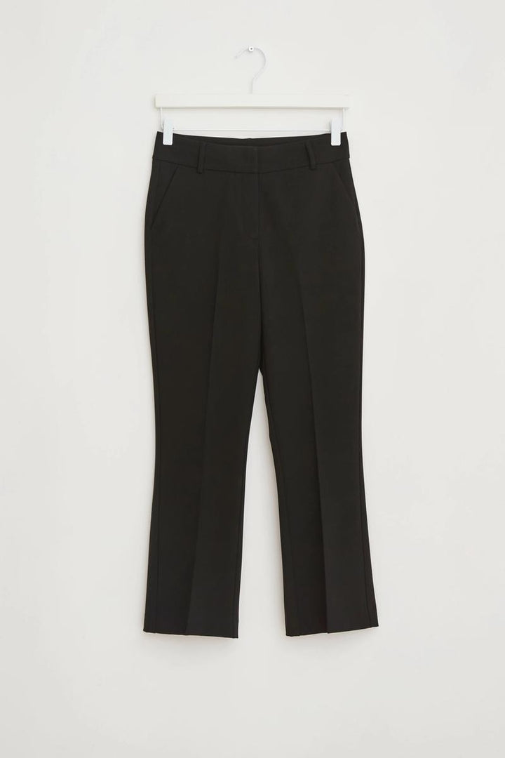 Five Units CLARA 285 CROP NEW