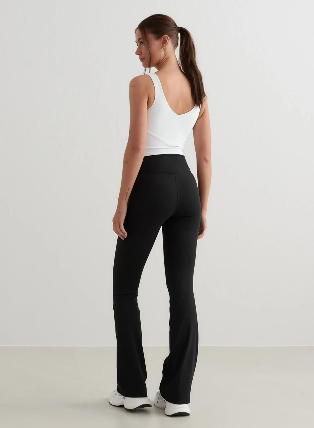 AIMN Sense Flare Tights