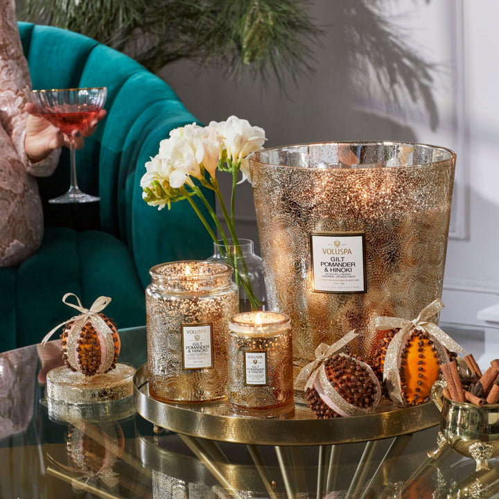VOLUSPA Large Glass Jar Gilt Pomander &amp; Hinoki
