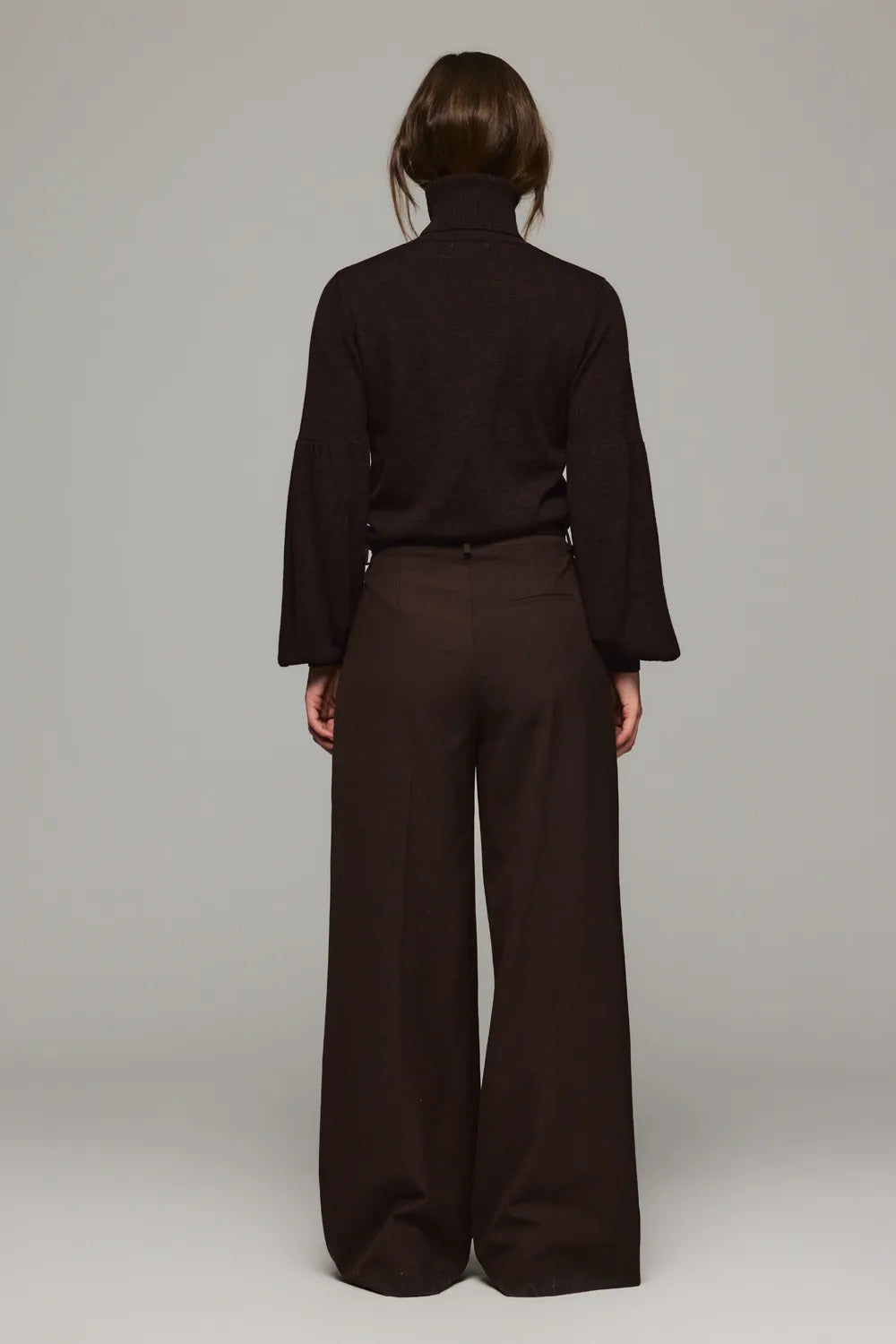 HIIL STUDIO Natalia Pant