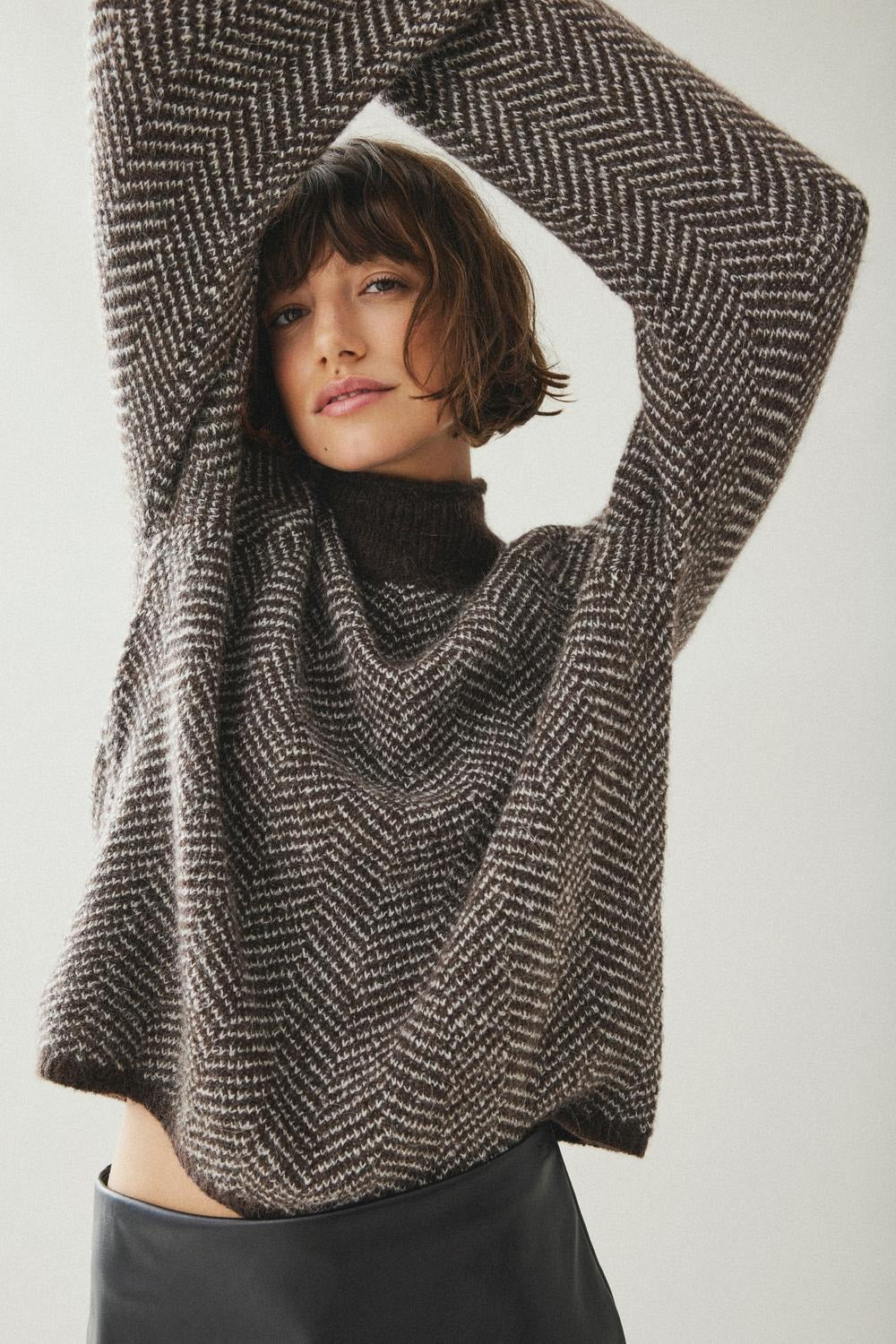 Vila Vilory high neck