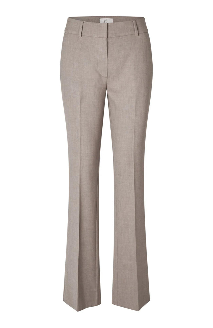 Five Units Clara Long 085